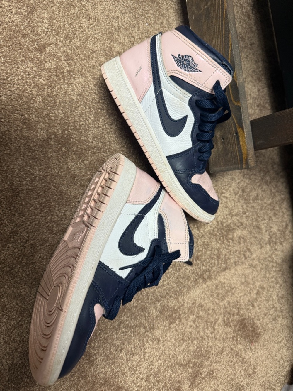 Nike Air Jordan 1 Mid Womens irridescent Pink & Navy Sneaker